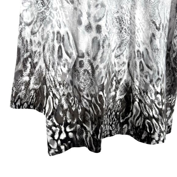 Alfred Dunner Plus Size 1X Gray White Sparkly Animal Print Blouse Shirt Top - Picture 5 of 7